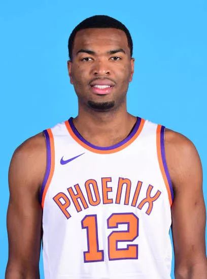 能与一脚出 能与一脚出